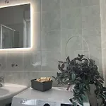 Nora House * Savona
